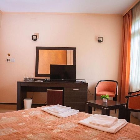 Hotel Ezeroto Stara Zagora Eksteriør bilde
