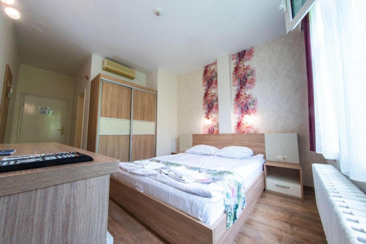 Hotel Ezeroto Stara Zagora Eksteriør bilde