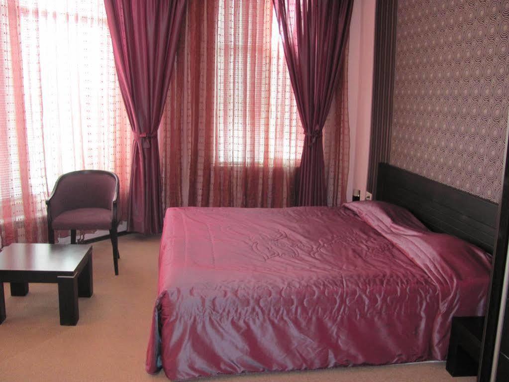 Hotel Ezeroto Stara Zagora Eksteriør bilde